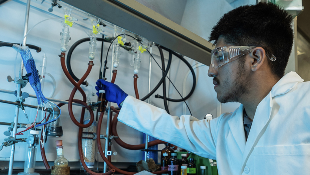 Marcos Tapia at a lab in UNCG